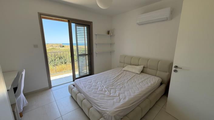 Image No.6-2 Bed Maisonette for sale