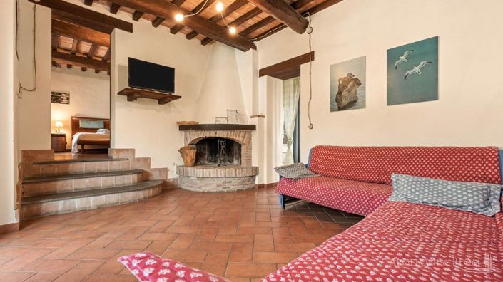 Image No.18-13 Bed Apartment for sale