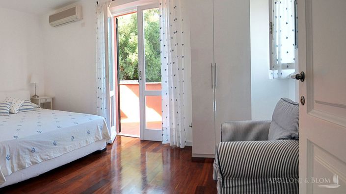 Image No.28-4 Bed Villa for sale
