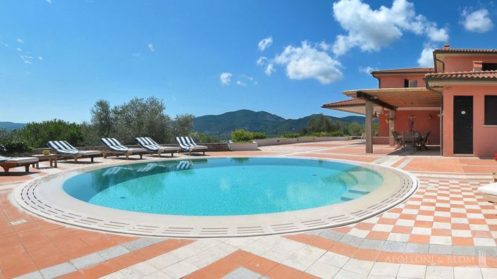 Image No.9-4 Bed Villa for sale