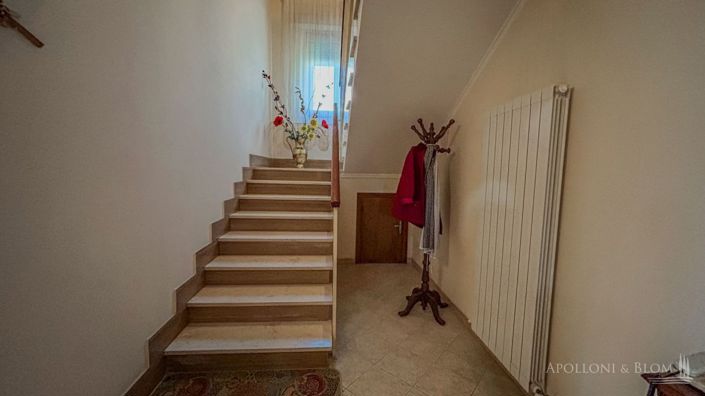 Image No.15-2 Bed Country House for sale