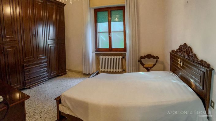 Image No.29-2 Bed Country House for sale