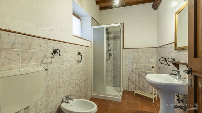 Image No.27-12 Bed Apartment for sale