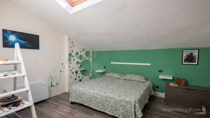 Image No.17-2 Bed Apartment for sale