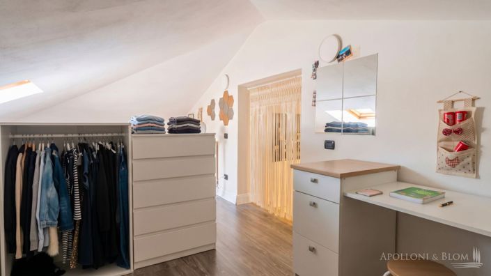 Image No.25-2 Bed Apartment for sale