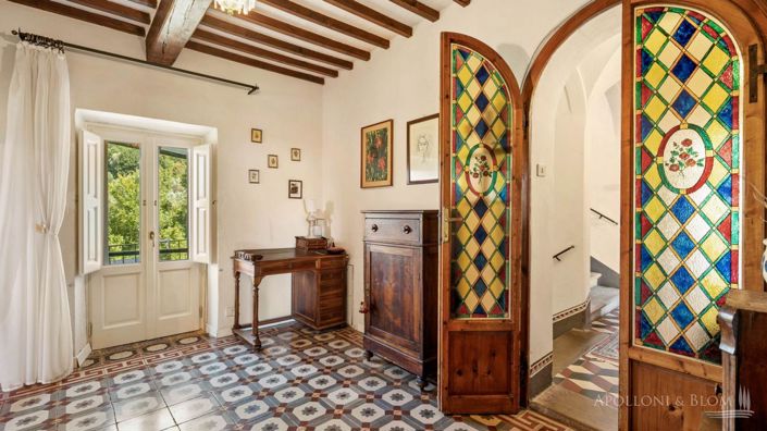 Image No.14-5 Bed Villa for sale
