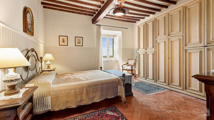 Image No.15-5 Bed Villa for sale