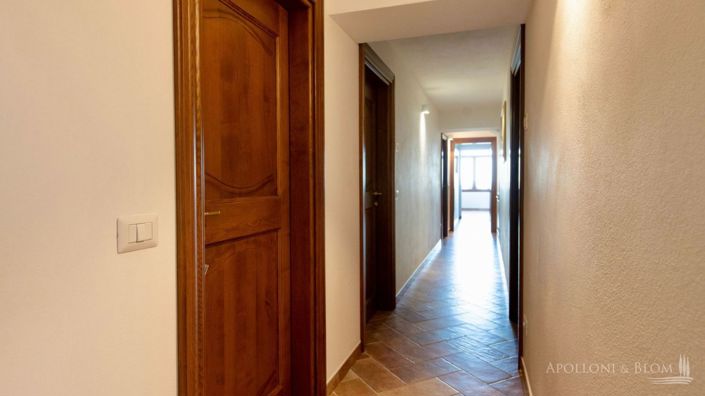 Image No.4-5 Bed Apartment for sale