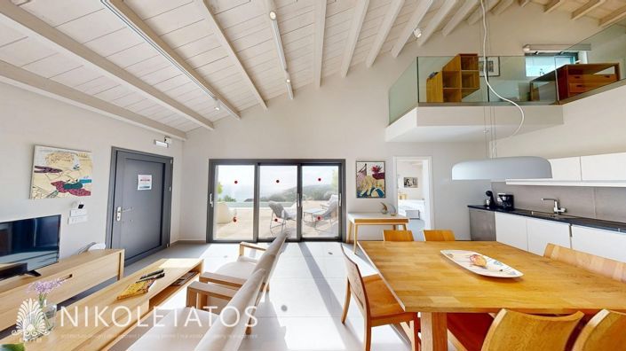 Image No.5-2 Bed Villa for sale