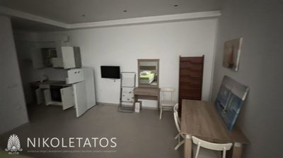 e--1525354527
