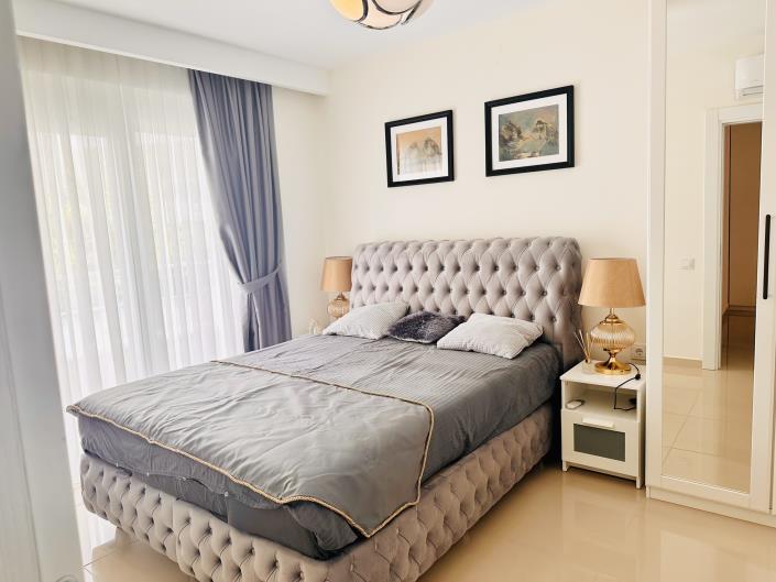 Image No.12-2 Bed Apartment for sale