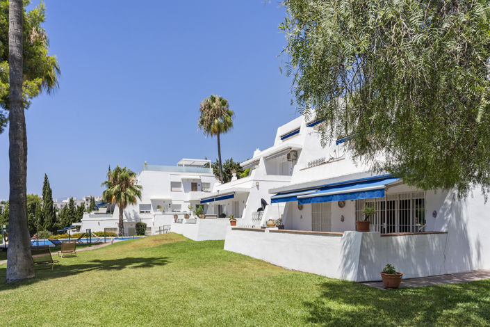 Image No.18-3 Bed Property for sale