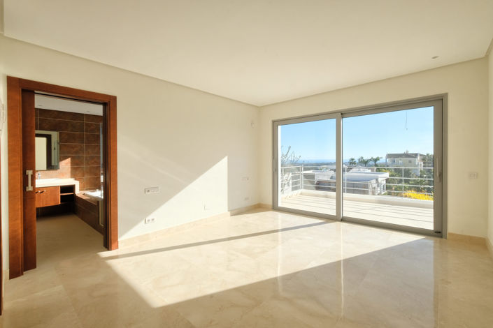 Image No.3-Villa de 4 chambres à vendre à Marbella