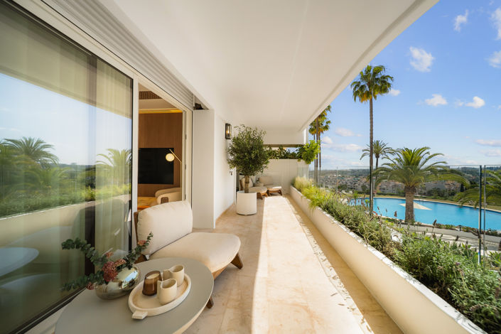 Image No.21-3 Bed Apartment for sale