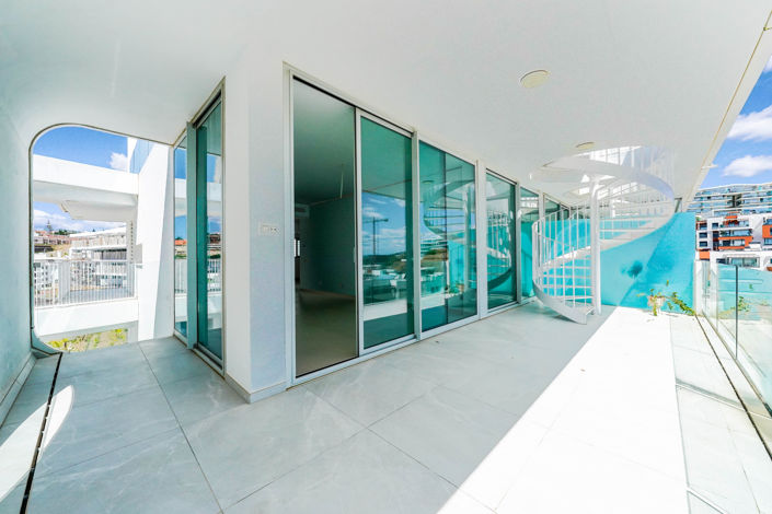 Image No.15-2 Bed Property for sale
