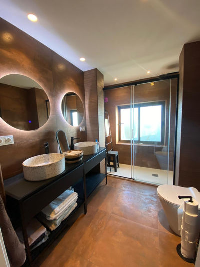 Image No.21-3 Bed Property for sale