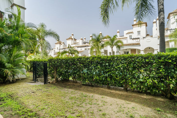 Image No.15-3 Bed Property for sale