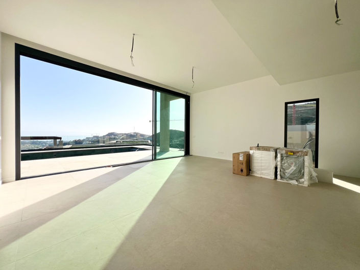 Image No.11-3 Bed Villa for sale