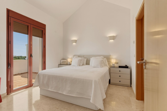 Image No.5-Villa de 3 chambres à vendre à Estepona
