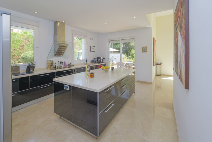 Image No.23-4 Bed Villa for sale