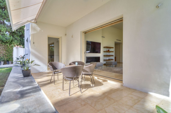 Image No.11-3 Bed Villa for sale