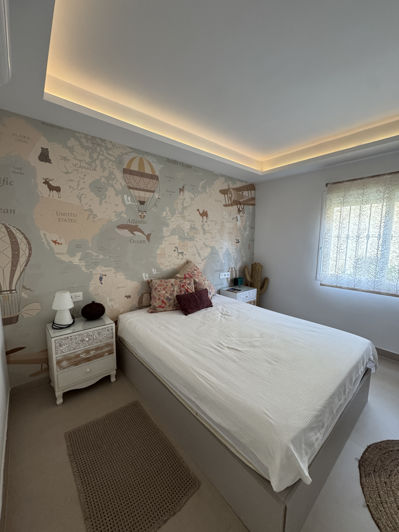 Image No.11-3 Bed Property for sale