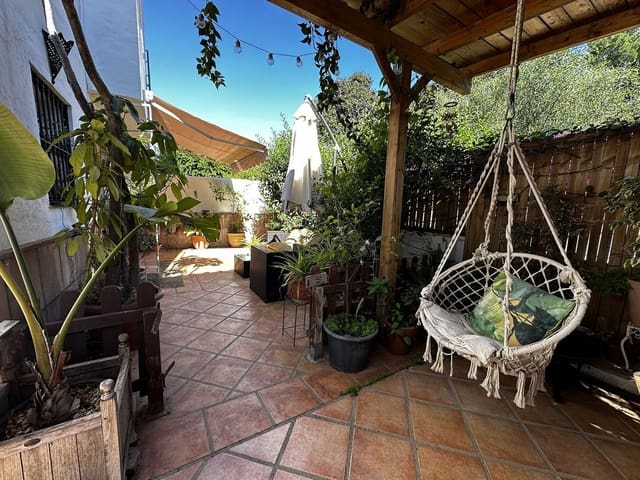 Image No.4-3 Bed Townhouse for sale