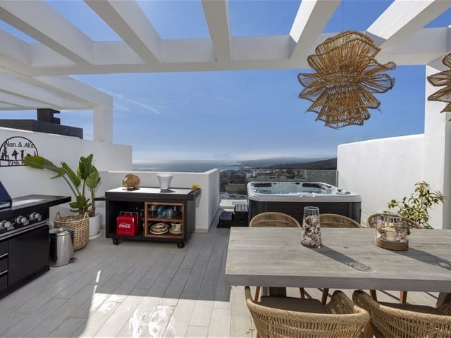 Image No.4-3 Bed Townhouse for sale