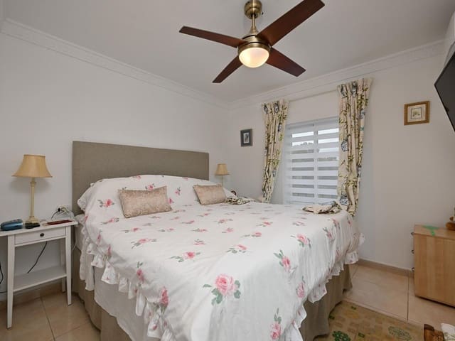Image No.12-4 Bed Villa for sale