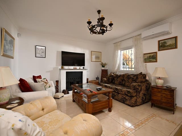 Image No.6-4 Bed Villa for sale
