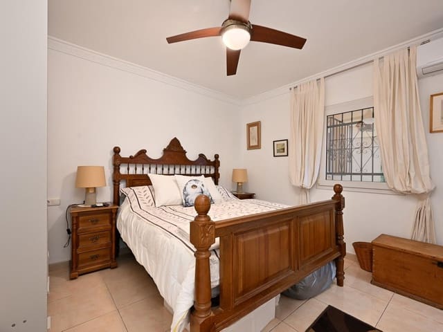 Image No.9-4 Bed Villa for sale