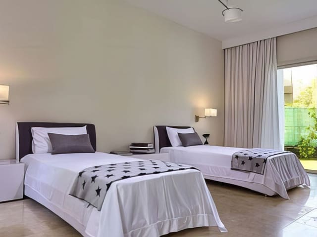 Image No.19-3 Bed Villa for sale