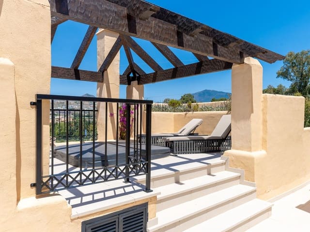 Image No.3-Penthouse de 3 chambres à vendre à Estepona
