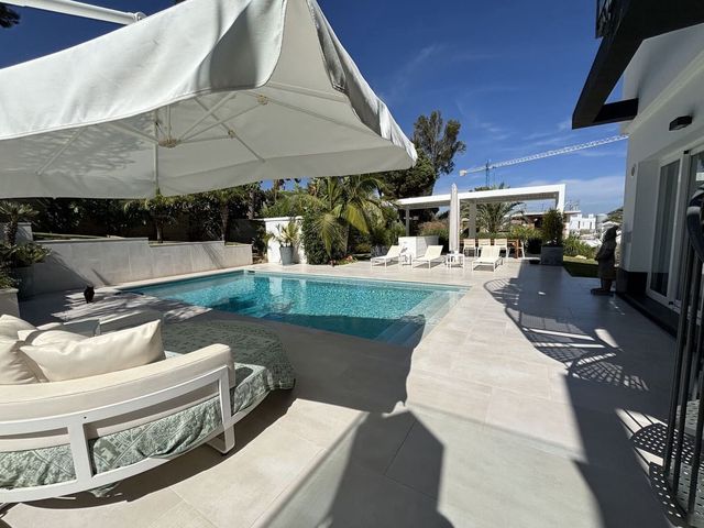 Image No.2-5 Bed Villa for sale