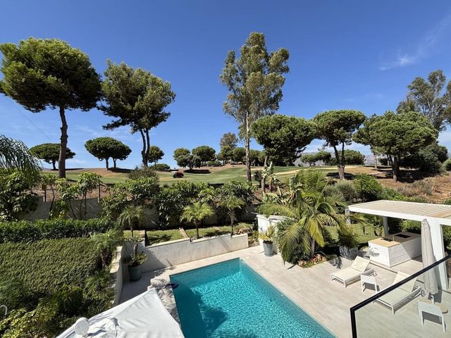 Image No.3-5 Bed Villa for sale