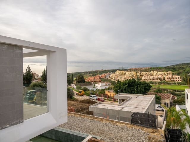 Image No.15-4 Bed Villa for sale