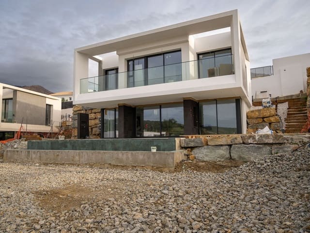 Image No.9-4 Bed Villa for sale