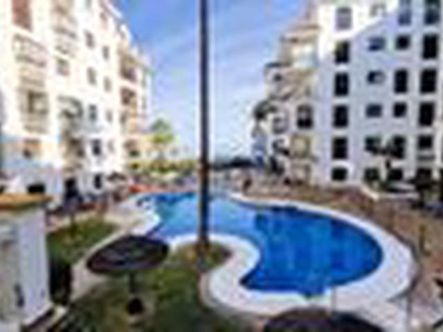 Image No.2-Appartement de 2 chambres à vendre à Malaga