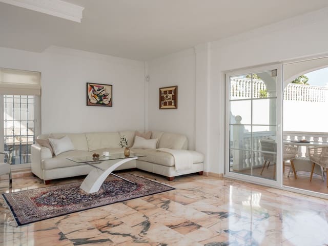 Image No.9-Villa de 5 chambres à vendre à Fuengirola