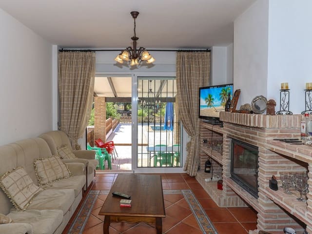 Image No.11-3 Bed Villa for sale