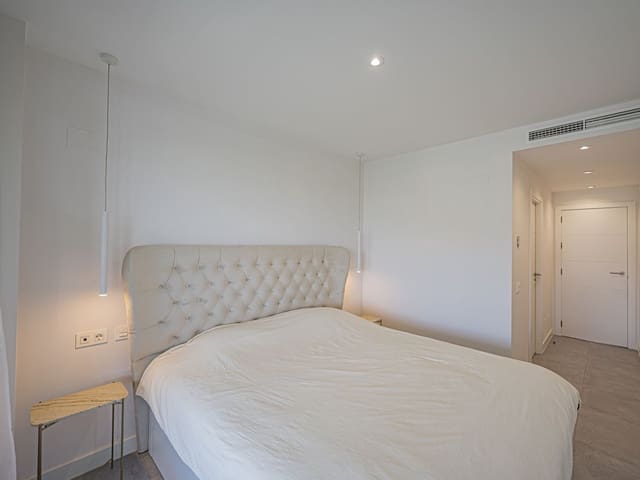 Image No.13-3 Bed Apartment for sale