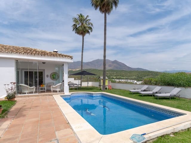 Image No.4-Villa de 3 chambres à vendre à Estepona