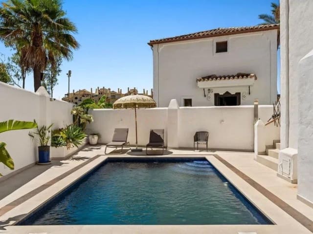 Image No.2-4 Bed Villa for sale
