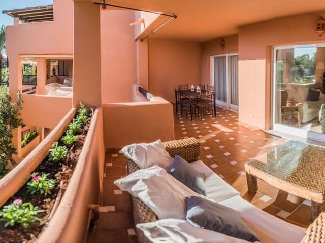 Image No.4-2 Bed Apartment for sale