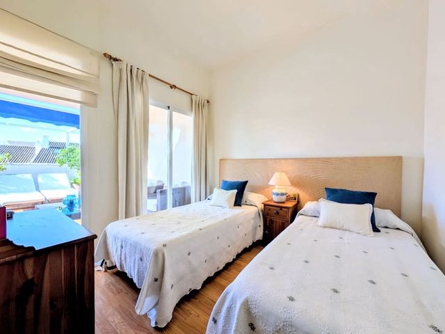 Image No.14-4 Bed Penthouse for sale