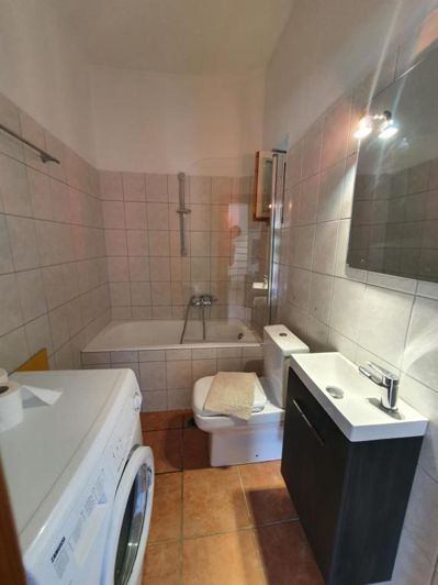 Image No.20-2 Bed Property for sale