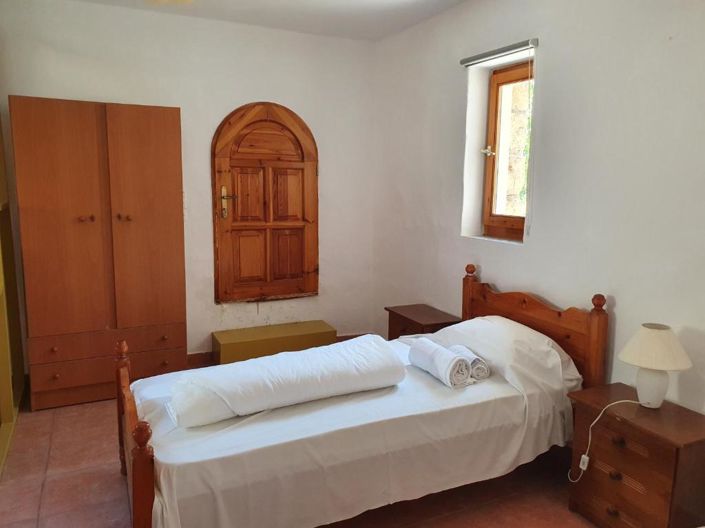 Image No.7-2 Bed Property for sale