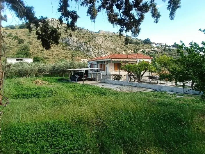 Image No.9-2 Bed House for sale