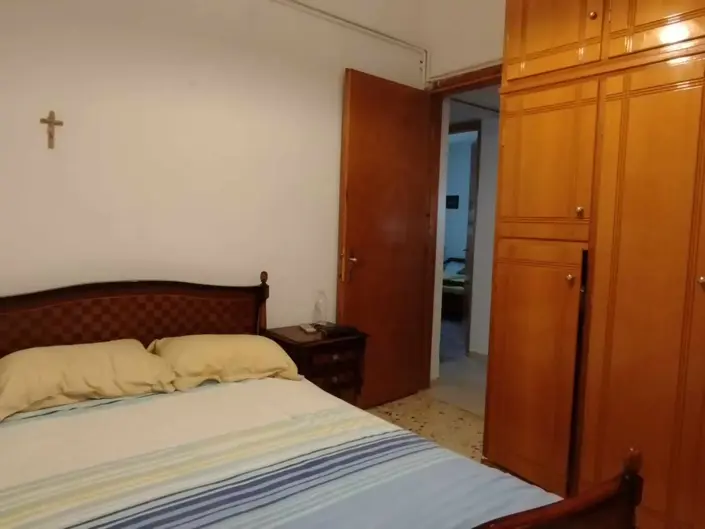 Image No.10-2 Bed House for sale