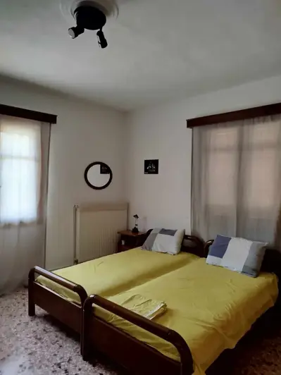 Image No.16-2 Bed House for sale